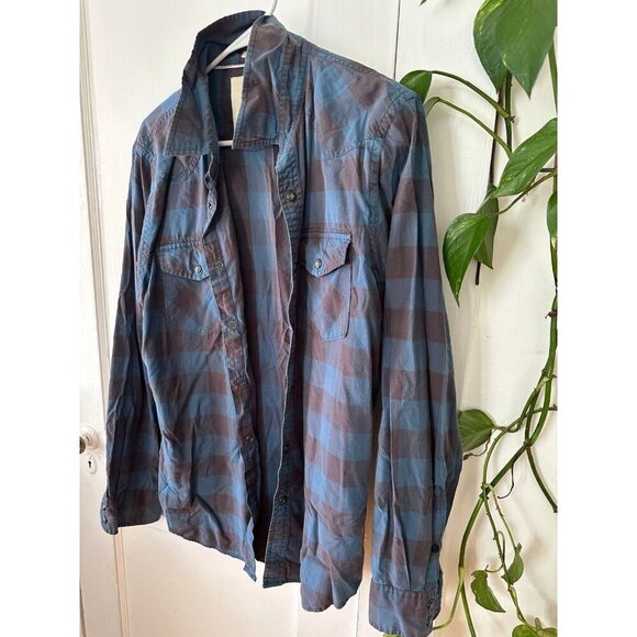 American Eagle men’s size large blue plaid button-down - Picture 2 of 6